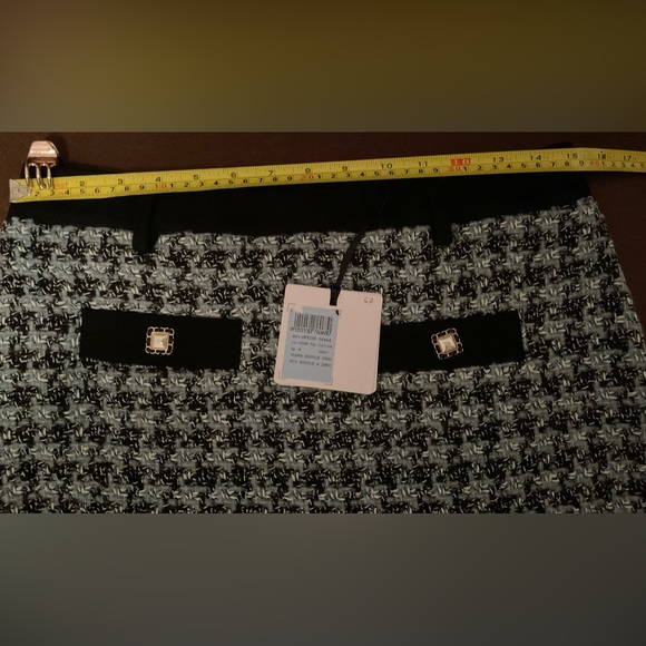 LIU-JO MILANO BOUCLÈ SKIRT - Picture 13 of 13